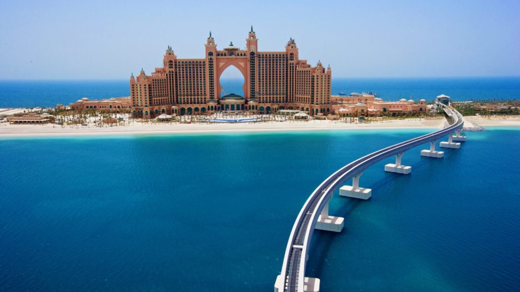 The 10 Best Beach Hotels in Dubai 7